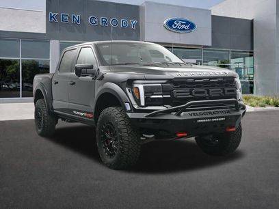 New 2025 Ford F150 Raptor w/ Equipment Group 803A Raptor R