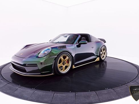 Used 2023 Porsche 911 Targa 4 GTS AWD/4WD image 23
