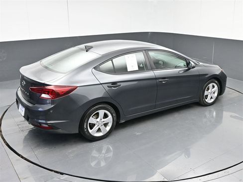 Used 2020 Hyundai Elantra SEL image 25