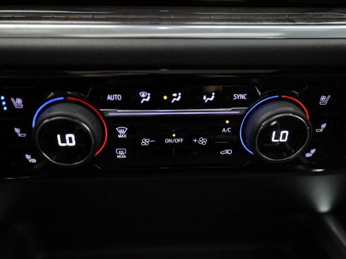 Used 2025 Chevrolet Silverado 2500 LTZ w/ Trail Boss Package image 26