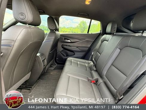Used 2024 Buick Envista Sport Touring w/ Convenience I Package FWD image 10