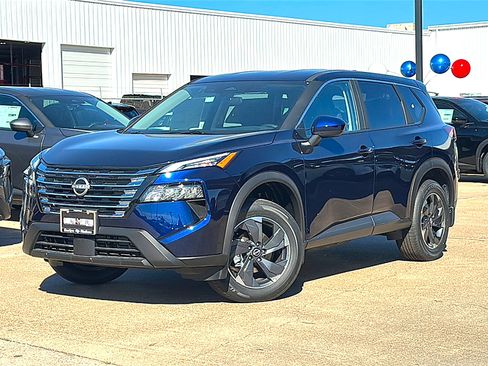 New 2026 Nissan Rogue SV w/ Cold Weather Package image 2