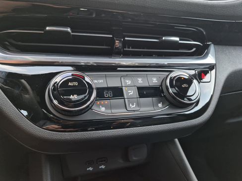 New 2026 Buick Envista Sport Touring image 17