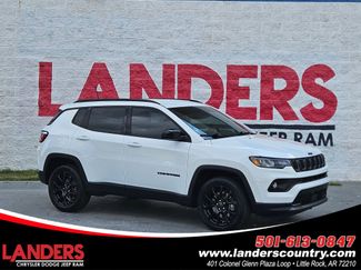 Used 2025 Jeep Compass Latitude w/ Altitude Special Edition video 1