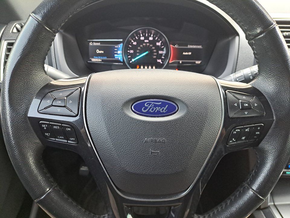Used 2018 Ford Explorer Limited AWD/4WD image 27