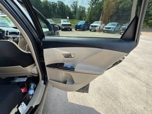Used 2010 Toyota Venza FWD image 35