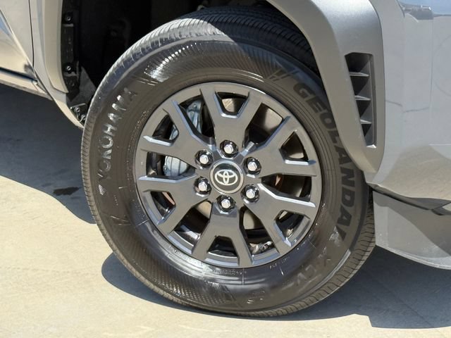 Used 2026 Toyota 4Runner SR5 AWD/4WD image 2
