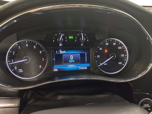 Used 2020 Buick Encore Preferred FWD image 23