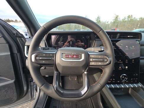 New 2026 GMC Terrain AT4 w/ LPO, Floor Liner Package image 13