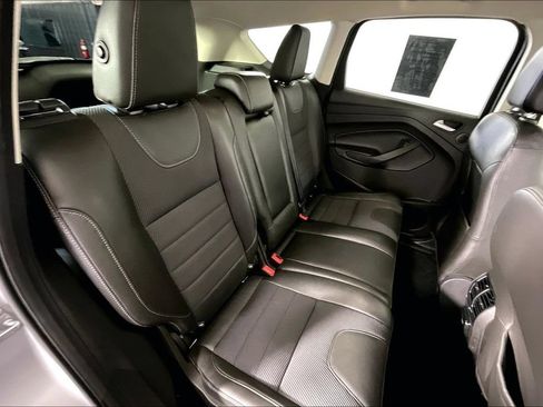 Used 2016 Ford Escape SE w/ SE Chrome Package FWD image 32