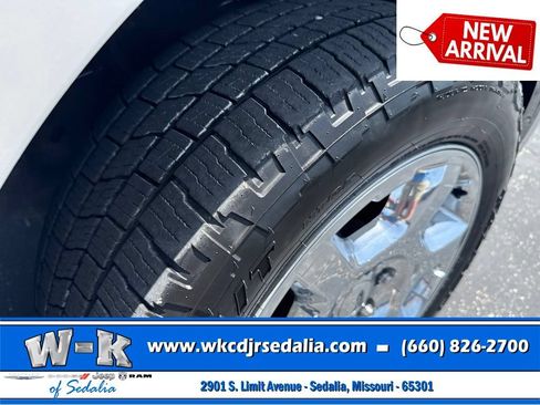 Used 2013 Ford F150 Lariat w/ Luxury Equipment Group AWD/4WD image 4