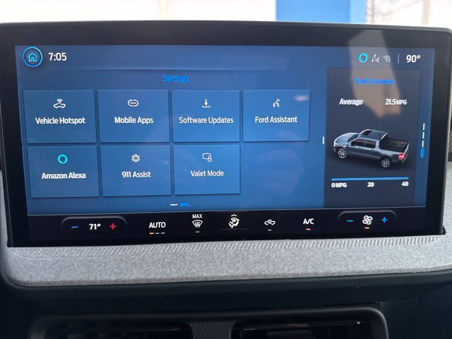Used 2025 Ford Maverick XLT w/ 4K Tow Package AWD/4WD image 18