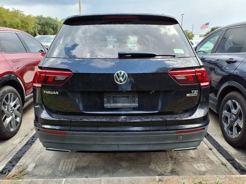 Used 2018 Volkswagen Tiguan S AWD/4WD image 5