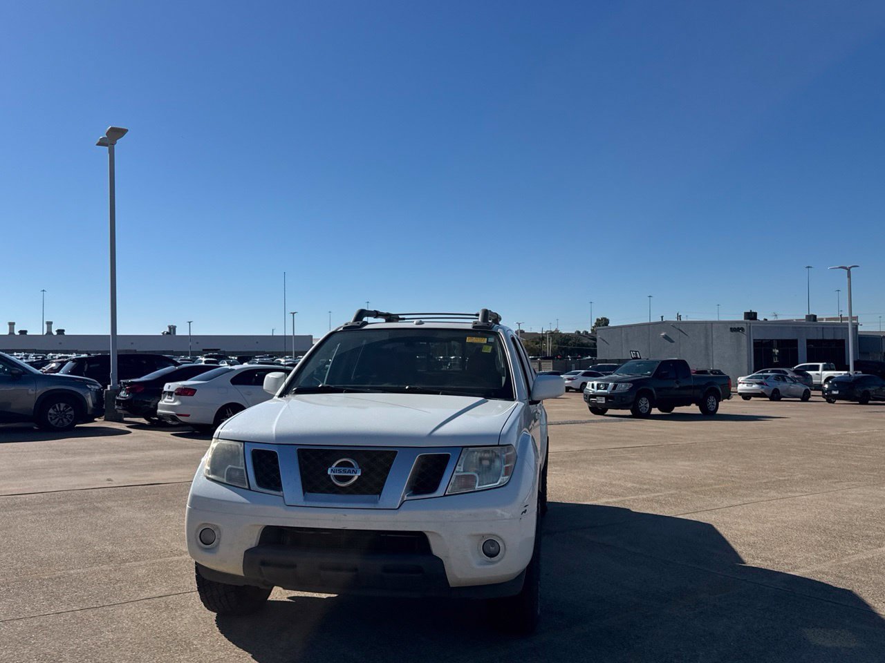 Used 2015 Nissan Frontier PRO-4X w/ Pro-4x Luxury Package AWD/4WD image 7