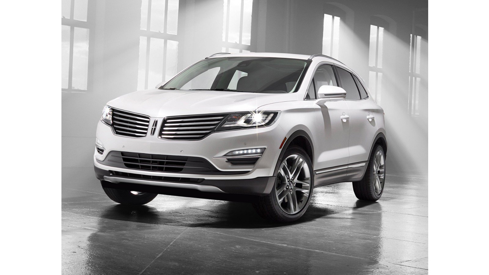 Used 2015 Lincoln MKC AWD w/ Equipment Group 102A Reserve image 1