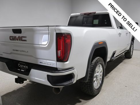 Used 2023 GMC Sierra 3500 Denali w/ Denali Ultimate Package AWD/4WD image 2
