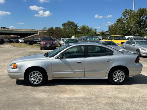 Used 2003 Pontiac Grand Am SE FWD image 3