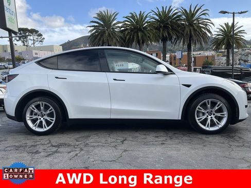 Used 2021 Tesla Model Y Long Range image 3