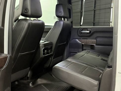 Used 2022 GMC Sierra 2500 Denali w/ Denali Ultimate Package AWD/4WD image 19