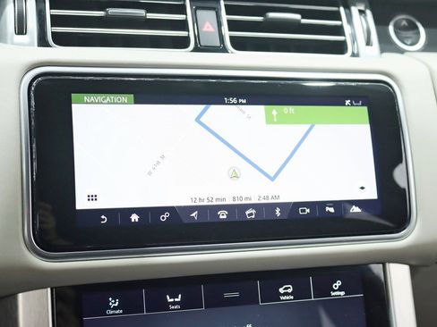 Used 2019 Land Rover Range Rover Long Wheelbase Supercharged image 18