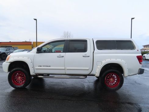 Used 2012 Nissan Titan SV w/ SV Value Truck Pkg image 4