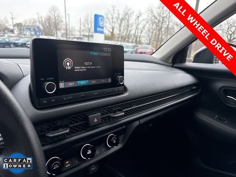 Used 2023 Honda HR-V LX image 18