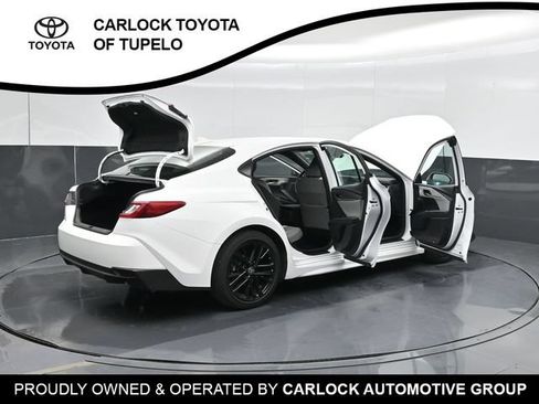 Used 2026 Toyota Camry SE FWD image 50