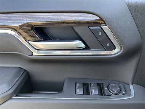 New 2026 GMC Sierra 1500 Elevation image 23