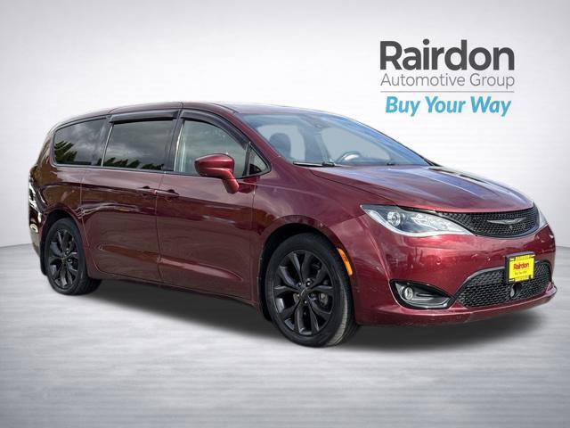 Used 2019 Chrysler Pacifica Touring Plus w/ Advanced Safetytec Group FWD 360° Tour