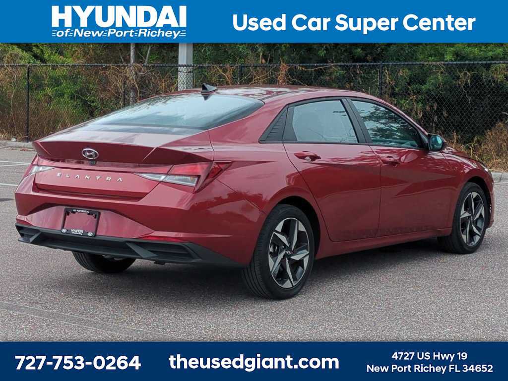 Certified 2023 Hyundai Elantra SEL w/ Convenience Package FWD image 5