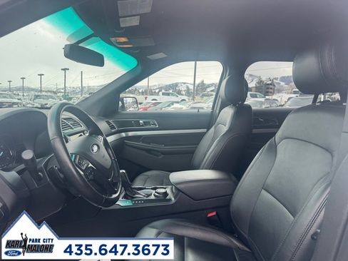 Used 2016 Ford Explorer XLT w/ Equipment Group 202A image 8