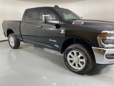 New 2025 RAM 2500 Big Horn AWD/4WD image 9