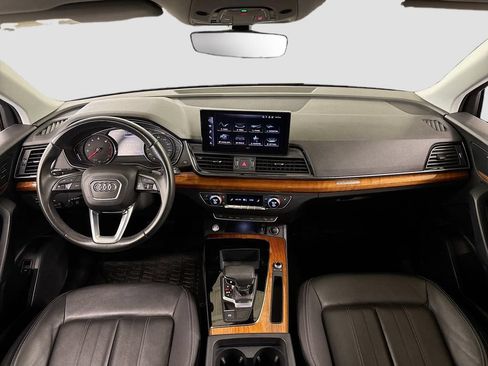 Certified 2023 Audi Q5 2.0T Premium w/ Convenience Package AWD/4WD image 9