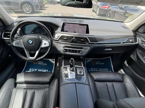 Used 2020 BMW 740i RWD image 18