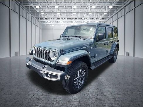 New 2026 Jeep Wrangler Unlimited Sahara AWD/4WD image 16