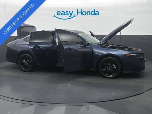 Certified 2025 Honda Accord SE image 35