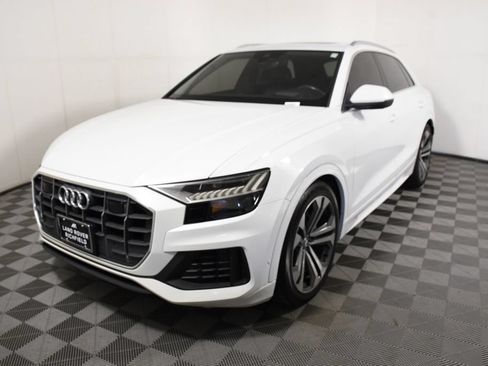 Used 2019 Audi Q8 Prestige w/ Luxury Package AWD/4WD image 1