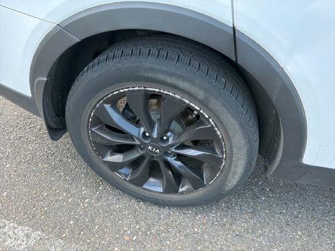 Used 2020 Kia Sorento S AWD/4WD image 8