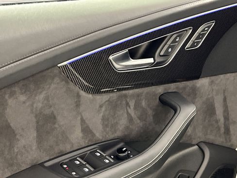 Used 2022 Audi SQ8 Prestige image 15