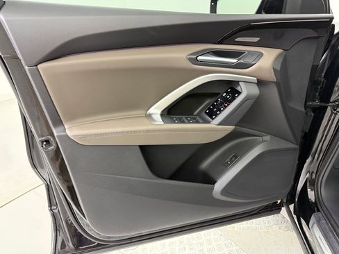 New 2025 Audi Q5 Premium Plus image 24