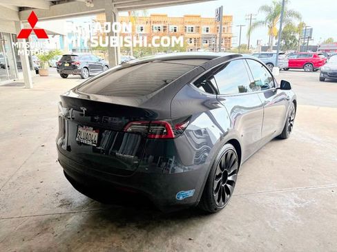 Used 2020 Tesla Model Y Performance AWD/4WD image 3