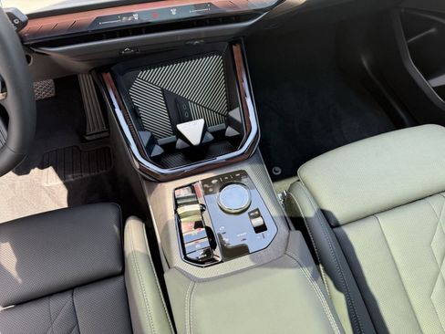 Used 2025 BMW X3 xDrive30i w/ Convenience Package image 31