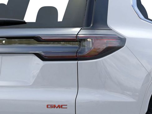 New 2026 GMC Acadia Denali w/ Super Cruise Package image 11