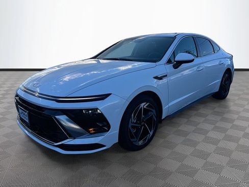 New 2026 Hyundai Sonata SEL image 3