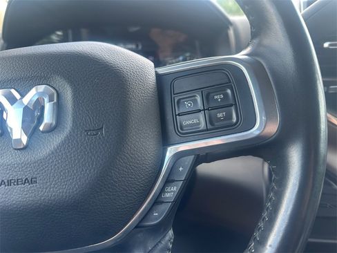 Certified 2021 RAM 2500 Laramie image 31