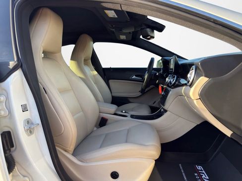 Used 2014 Mercedes-Benz CLA 250 4MATIC image 18