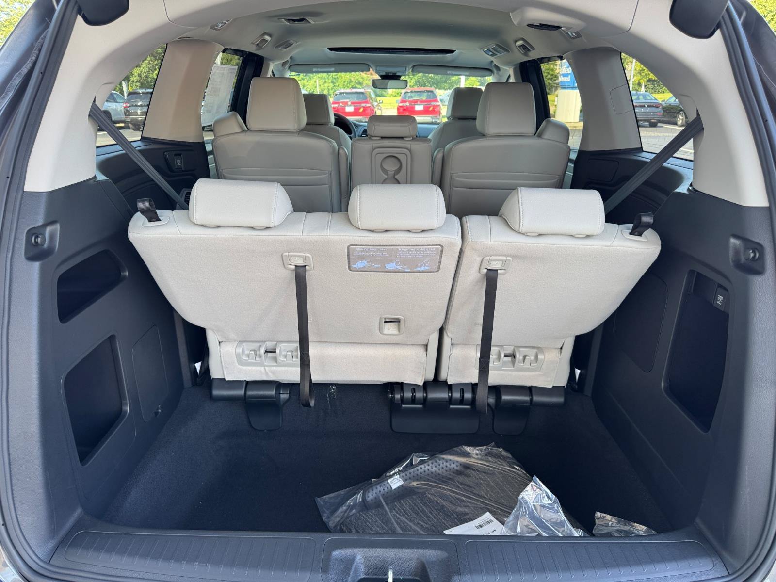 New 2027 Honda Odyssey EX-L image 13