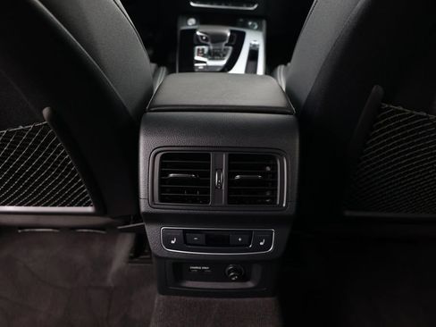 Used 2024 Audi Q5 e Prestige w/ Prestige Package AWD/4WD image 34