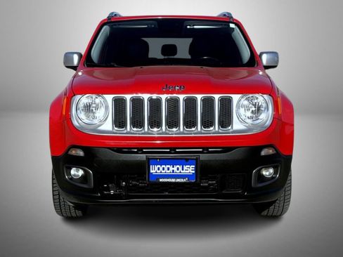 Used 2016 Jeep Renegade Limited image 2