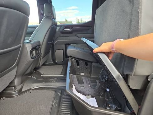 Used 2024 GMC Sierra 1500 AT4X AWD/4WD image 32